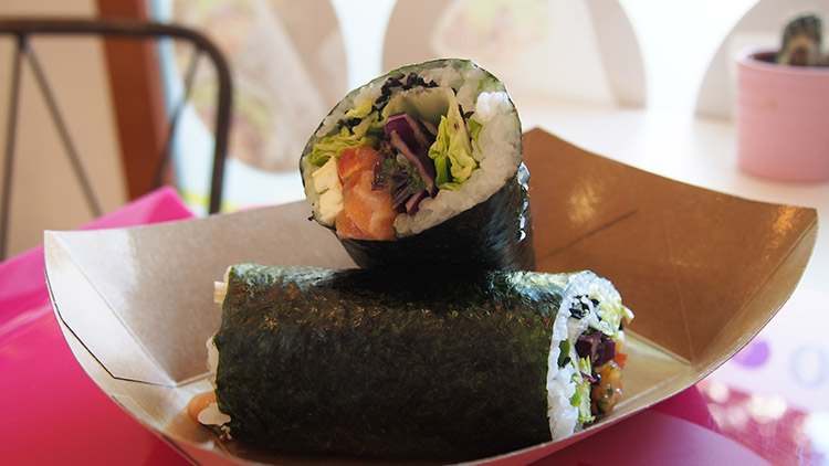 El restaurante The Japanese Burrito basa su oferta en el Japarrito, una fusión entre sushi y burrito.