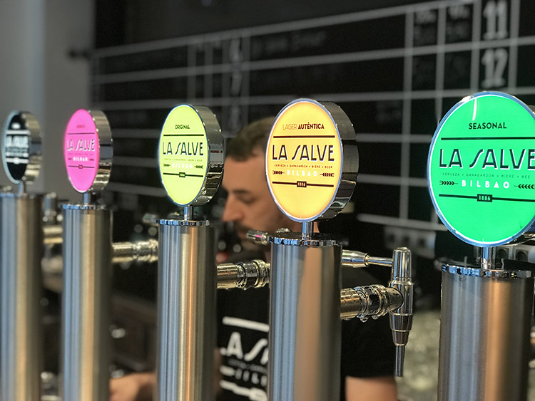 El Taproom La Salve ofrecerá de forma permanente 50 variedades de cerveza además de la gastronomía de Grupo Iruña.